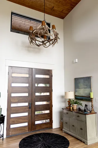 Foyer Entry Antler Chandelier — custom home by Open Prairie (The Estate · Graford)